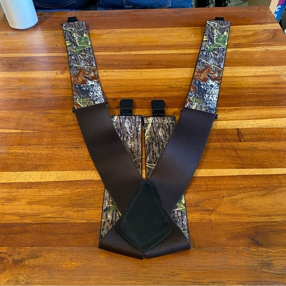 Men's Camouflage Suspenders X back 2 inches wide with metal clips Made in USA - Picture 3 of 4